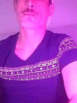 Snapshot of LeLoup49 chatting on January 2026 10:14:02 PM LeLoup49 online show from January 2026 10:14:02 PM