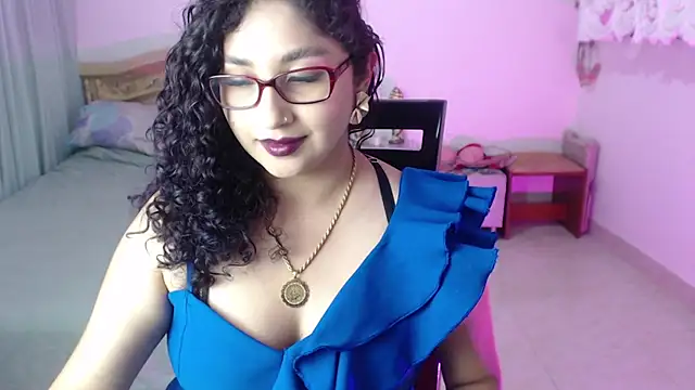 Snapshot of Gia_Dior chatting on October 2025 11:55:01 PM Gia Dior online show from October 2025 11:55:01 PM