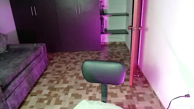 Snapshot of Gia_Dior chatting on February 2026 01:31:02 AM Gia Dior online show from February 2026 01:31:02 AM