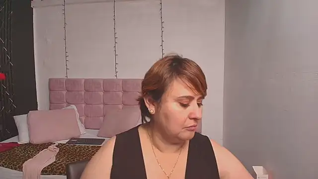 Snapshot of Sasharosee2 chatting on September 2025 12:51:01 PM Sasharosee2 online show from September 2025 12:51:01 PM