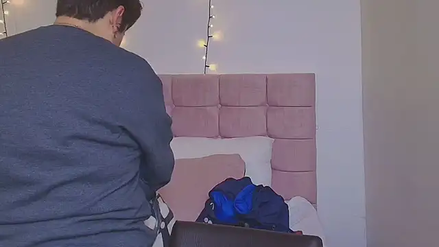 Snapshot of Sasharosee2 chatting on September 2025 12:06:01 PM Sasharosee2 online show from September 2025 12:06:01 PM