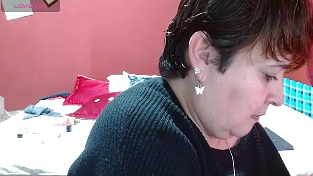 Snapshot of Sasharosee2 chatting on November 2025 01:33:02 PM Sasharosee2 online show from November 2025 01:33:02 PM