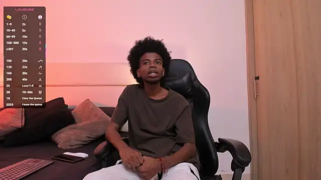 AllexJacob online show from November 2025 01:56:02 PM