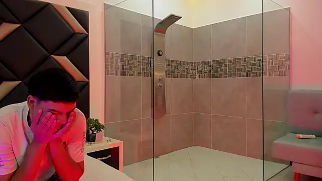 Snapshot of Hot_Threesomee chatting on November 2025 01:33:02 PM Hot Threesomee online show from November 2025 01:33:02 PM