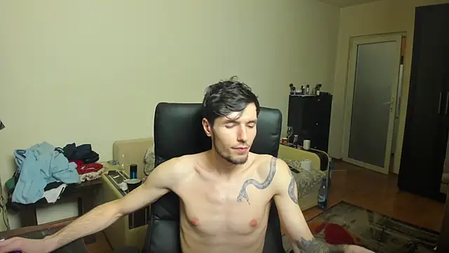 Snapshot of dirty_justin chatting on November 2025 03:56:02 PM dirty justin online show from November 2025 03:56:02 PM