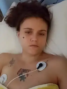 Snapshot of cicithtbitch chatting on October 2025 05:36:02 PM cicithtbitch online show from October 2025 05:36:02 PM