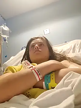 Snapshot of cicithtbitch chatting on October 2025 04:41:01 PM cicithtbitch online show from October 2025 04:41:01 PM