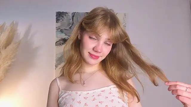 pienaple online show from October 2025 04:02:02 AM