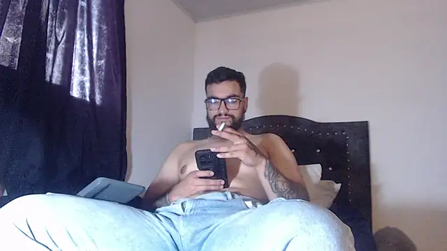 Snapshot of Chrys_harris77 chatting on March 2026 06:22:01 PM Chrys harris77 online show from March 2026 06:22:01 PM