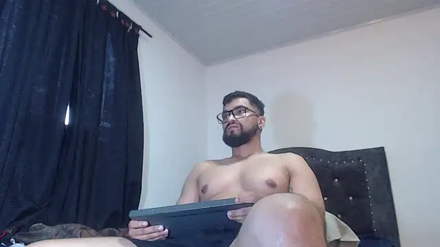 Snapshot of Chrys_harris77 chatting on March 2026 10:59:01 PM Chrys harris77 online show from March 2026 10:59:01 PM