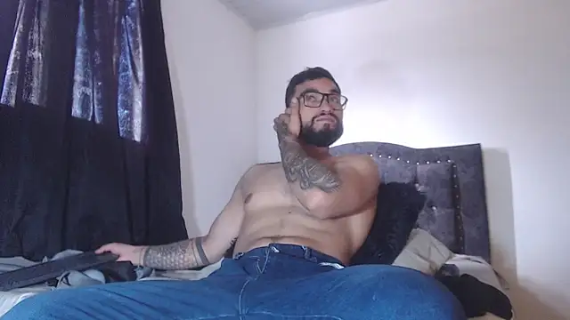 Snapshot of Chrys_harris77 chatting on March 2026 08:09:01 PM Chrys harris77 online show from March 2026 08:09:01 PM