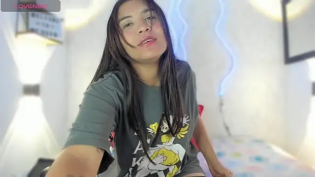 Snapshot of Cata_chs chatting on November 2025 06:07:01 PM Cata chs online show from November 2025 06:07:01 PM