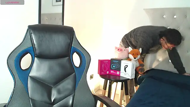 SalvadorFit online show from November 2025 08:41:02 PM