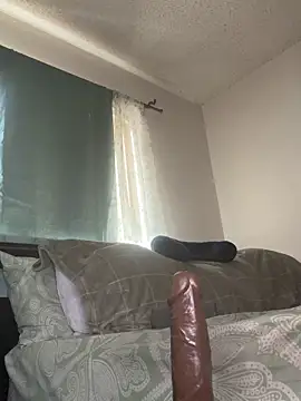 Snapshot of foreigntitts_ chatting on February 2026 11:08:01 PM foreigntitts online show from February 2026 11:08:01 PM