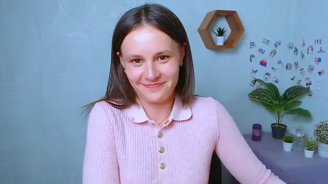 Snapshot of EvelinaMiss_ chatting on September 2025 01:26:02 PM EvelinaMiss online show from September 2025 01:26:02 PM