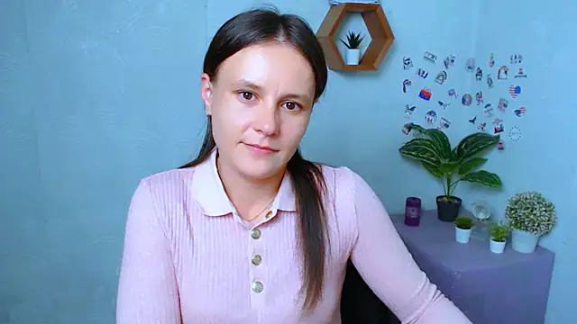 Snapshot of EvelinaMiss_ chatting on October 2025 01:50:01 PM EvelinaMiss online show from October 2025 01:50:01 PM