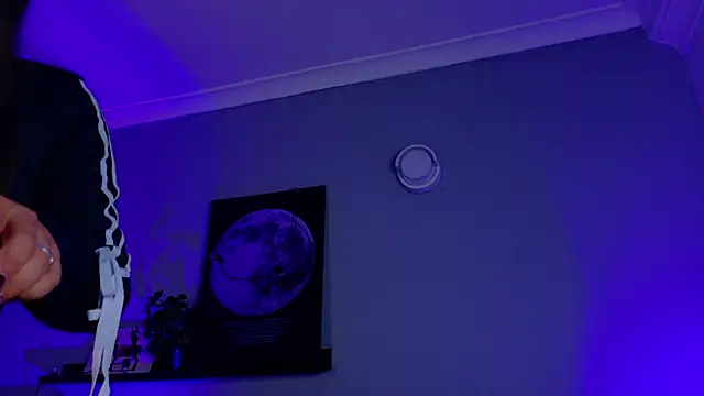 KeendraFox  online show from April 2026 10:10:01 AM