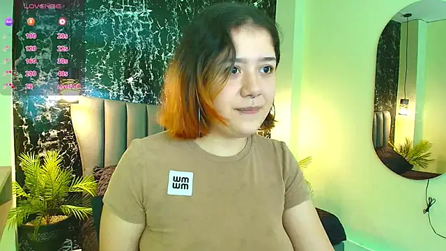 Nia-Stark online show from October 2025 02:03:01 PM