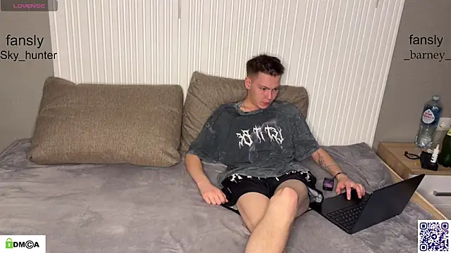 Snapshot of Eaton_ chatting on November 2025 07:57:01 PM Eaton online show from November 2025 07:57:01 PM