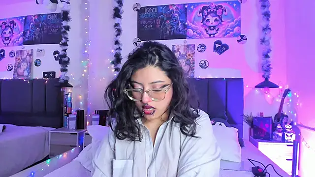 SabrinaV  online show from February 2026 11:29:02 AM