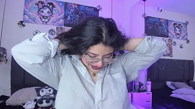 SabrinaV  online show from March 2026 11:48:02 AM