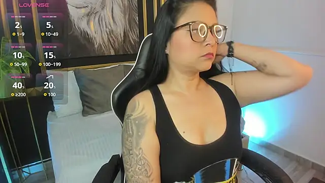 nare celebi  online show from October 2025 07:44:02 PM