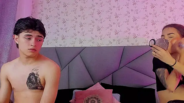 meganandtylerr19 online show from November 2025 11:33:02 AM