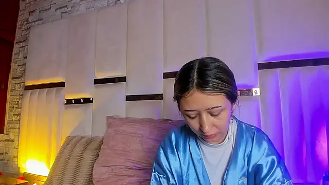 ANLLELOAndANGELA online show from February 2026 04:23:02 PM