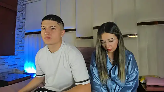 ANLLELOAndANGELA online show from April 2026 04:12:02 PM