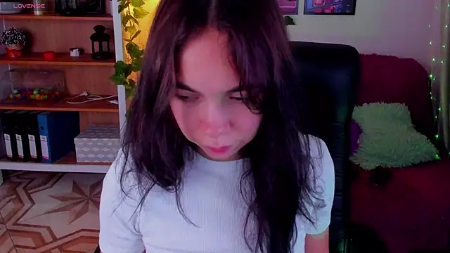 Elise Noir online show from October 2025 04:19:02 PM