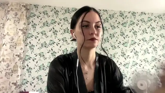 DevoraShaban online show from September 2025 04:25:02 AM