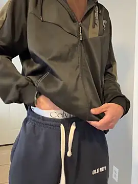 gymratforyouu online show from October 2025 09:37:01 PM