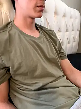 gymratforyouu online show from October 2025 09:24:02 PM