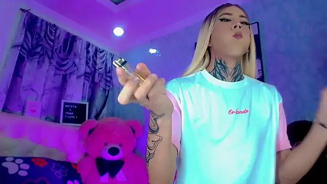 Julia Bulette1 online show from June 2026 01:22:01 AM