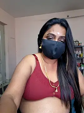 queendivya online show from July 2026 01:43:02 AM