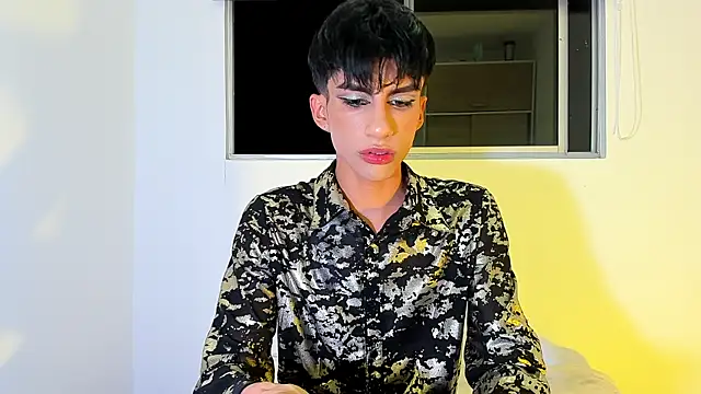 Snapshot of Erick_Velveth chatting on May 2026 04:30:01 AM Erick Velveth online show from May 2026 04:30:01 AM