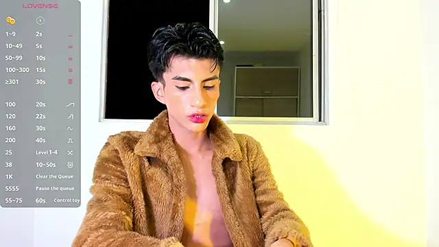 Snapshot of Erick_Velveth chatting on May 2026 05:35:01 AM Erick Velveth online show from May 2026 05:35:01 AM