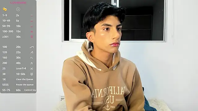 Snapshot of Erick_Velveth chatting on May 2026 04:19:01 AM Erick Velveth online show from May 2026 04:19:01 AM