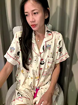 sunasianangel online show from November 2025 10:08:01 PM