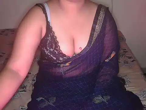 bold kiara online show from May 2026 05:01:02 AM