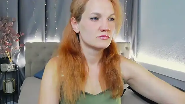 Snapshot of IvetaRayy chatting on September 2025 01:12:02 PM IvetaRayy online show from September 2025 01:12:02 PM