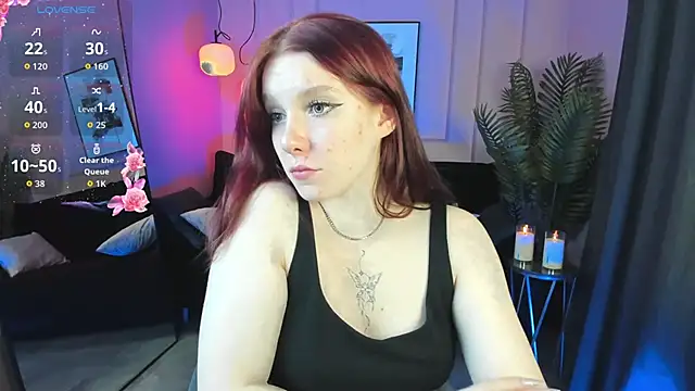 Snapshot of Layla_Glam chatting on October 2025 05:35:02 AM Layla Glam online show from October 2025 05:35:02 AM