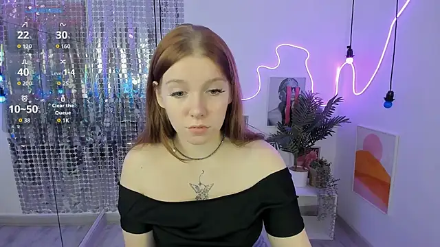 Snapshot of Layla_Glam chatting on December 2025 05:24:02 AM Layla Glam online show from December 2025 05:24:02 AM