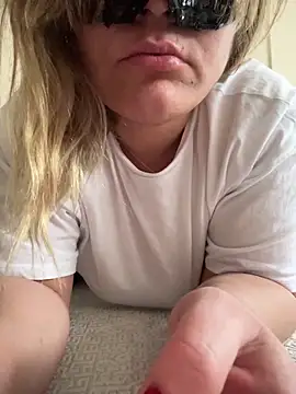 Snapshot of Heidaa chatting on December 2025 07:37:01 AM Heidaa online show from December 2025 07:37:01 AM