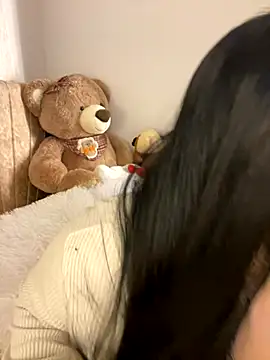 Snapshot of Mericute_ chatting on October 2025 03:37:02 AM Mericute online show from October 2025 03:37:02 AM