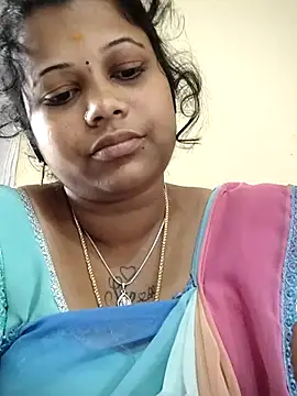 sweetqueen143 online show from October 2025 05:32:01 AM