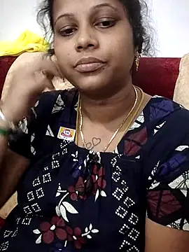 Snapshot of sweetqueen143 chatting on April 2026 08:40:02 AM sweetqueen143 online show from April 2026 08:40:02 AM