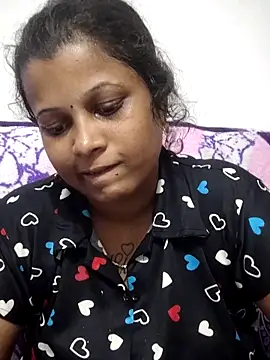 Snapshot of sweetqueen143 chatting on May 2026 03:40:02 PM sweetqueen143 online show from May 2026 03:40:02 PM