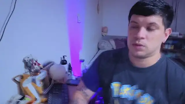 Snapshot of ryden_01 chatting on February 2026 12:48:02 AM ryden 01 online show from February 2026 12:48:02 AM