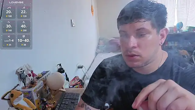 Snapshot of ryden_01 chatting on February 2026 09:13:02 PM ryden 01 online show from February 2026 09:13:02 PM